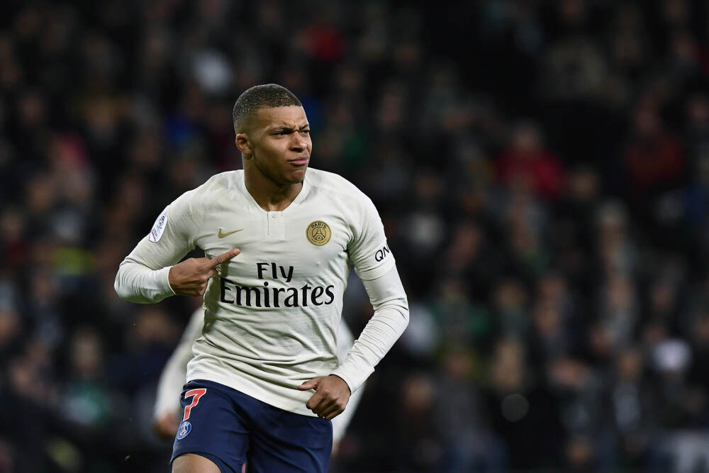 香港旅游市场迎来开门红